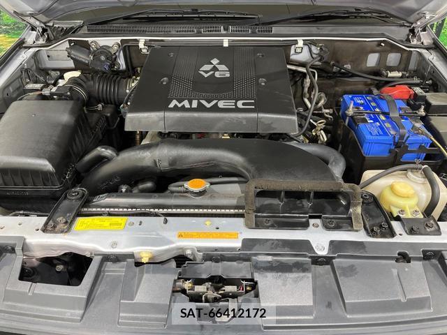 Mitsubishi PAJERO 2007-04 8813129-18