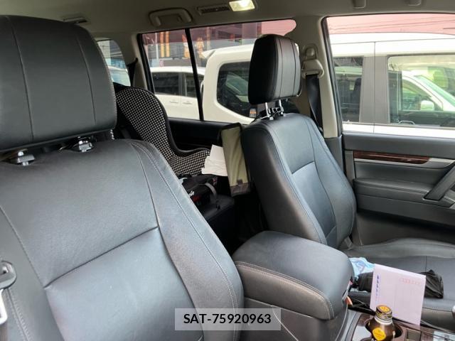 Mitsubishi PAJERO 2016-04 8814353-10