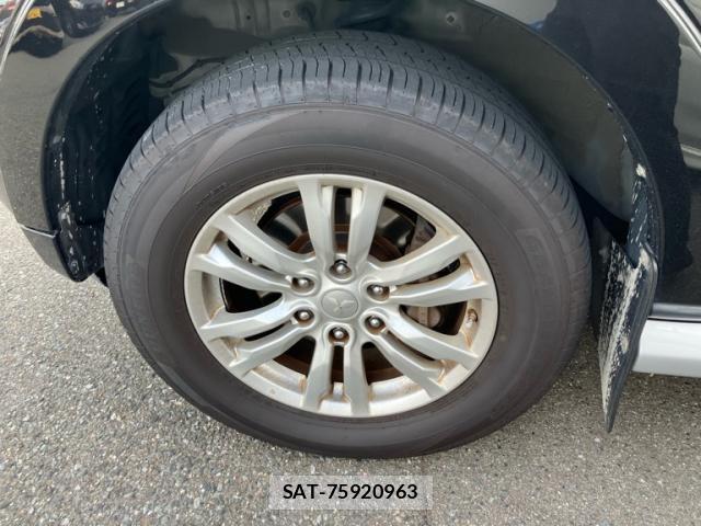 Mitsubishi PAJERO 2016-04 8814353-12