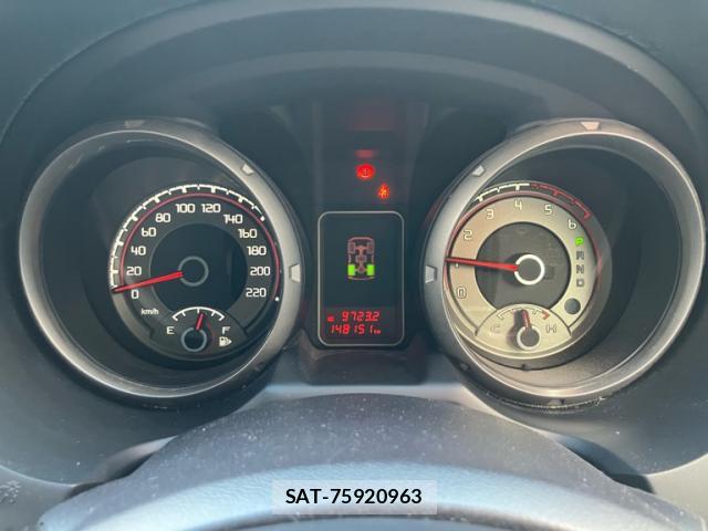 Mitsubishi PAJERO 2016-04 8814353-17