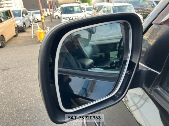 Mitsubishi PAJERO 2016-04 8814353-7