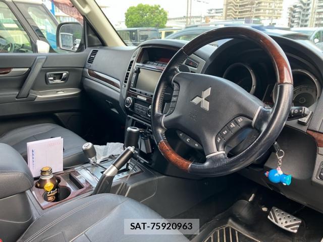 Mitsubishi PAJERO 2016-04 8814353-9