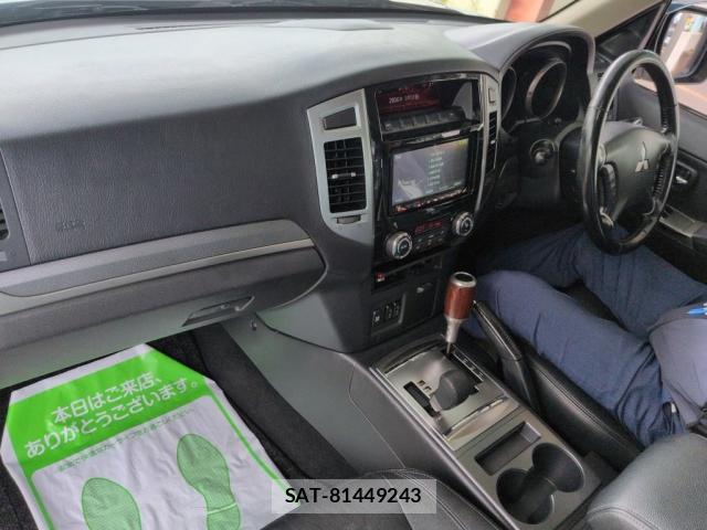 Mitsubishi PAJERO 2020-01 8815829-2