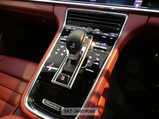 Porsche PANAMERA 2021-07 8813906-12