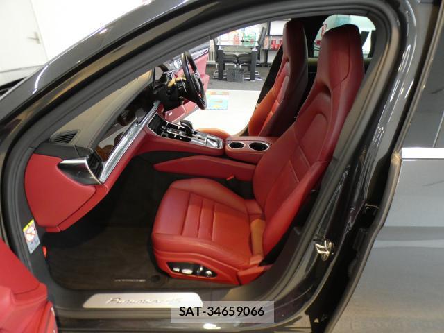 Porsche PANAMERA 2021-07 8813906-19