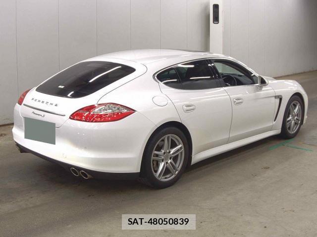 Porsche PANAMERA 2012-06 8814966-1