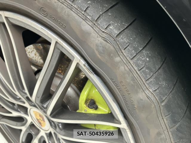 Porsche PANAMERA 2018-12 8815717-14