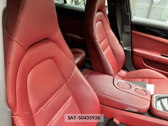 Porsche PANAMERA 2018-12 8815717-2