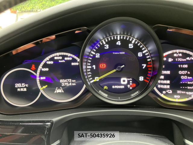 Porsche PANAMERA 2018-12 8815717-9