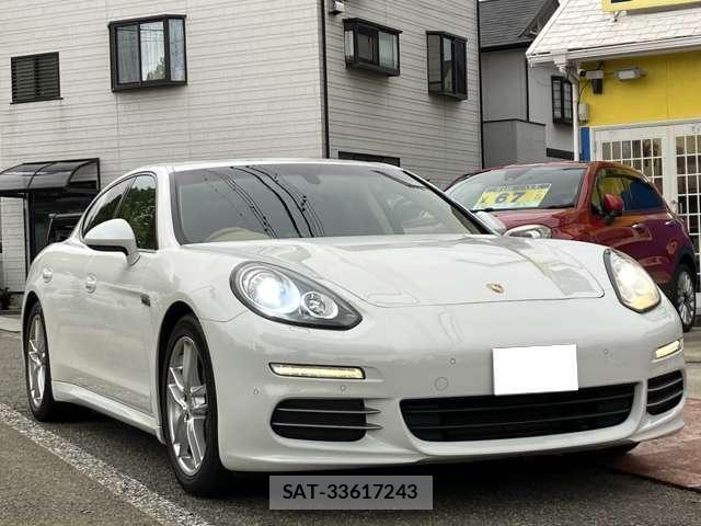 Porsche PANAMERA 2013-09 8816095-4