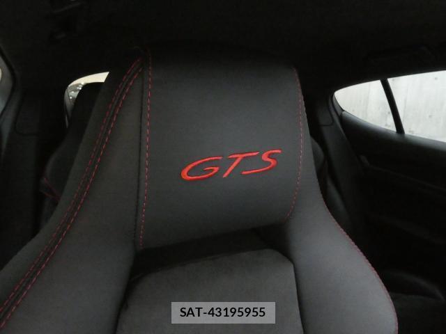 Porsche PANAMERA 2013-10 8817276-12
