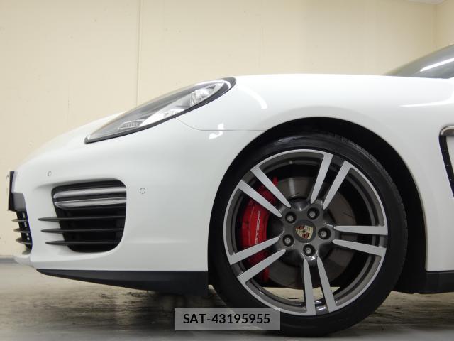 Porsche PANAMERA 2013-10 8817276-3