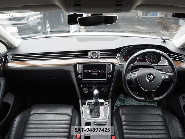 VolksWagen PASSAT VARIANT 2016-03 8816983-1