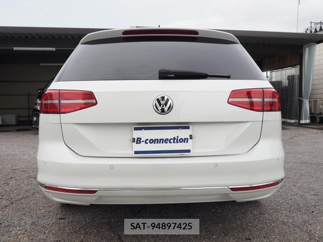 VolksWagen PASSAT VARIANT 2016-03 8816983-4