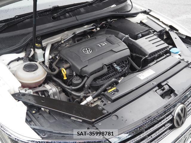 VolksWagen PASSAT VARIANT 2016-09 8816984-19