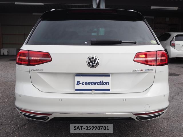 VolksWagen PASSAT VARIANT 2016-09 8816984-4