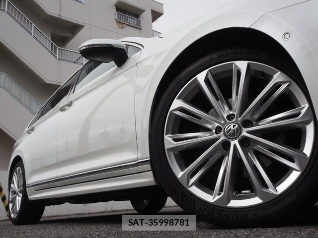 VolksWagen PASSAT VARIANT 2016-09 8816984-6