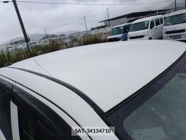 Toyota PASSO 2021-09 8812189-6