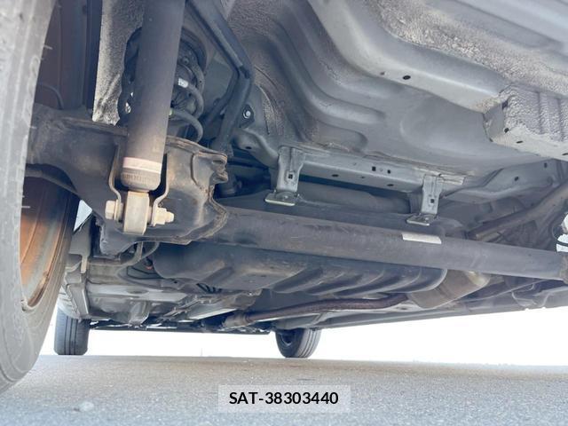 Toyota PASSO 2012-01 8812235-19