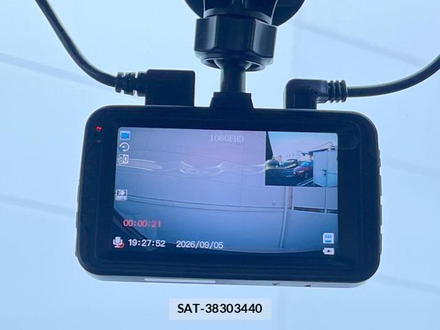 Toyota PASSO 2012-01 8812235-3