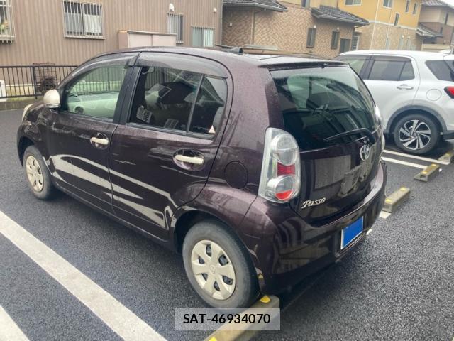 Toyota PASSO 2010-08 8812447-2