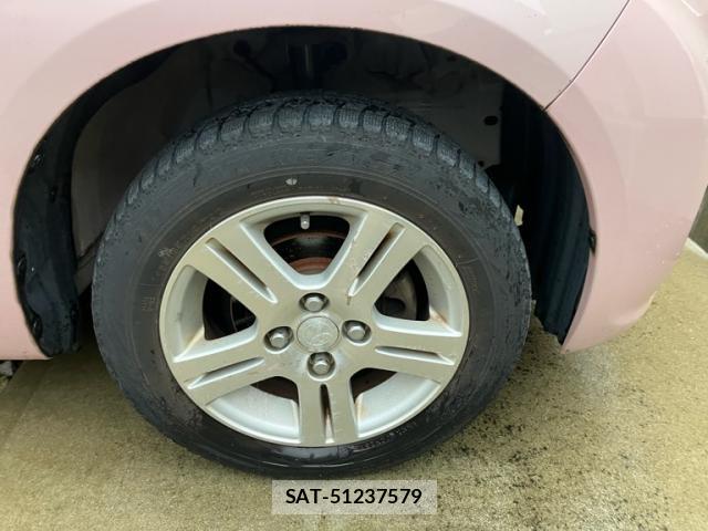 Toyota PASSO 2015-03 8813449-5