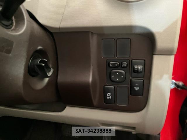 Toyota PASSO 2016-01 8813476-11