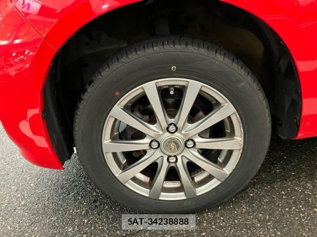Toyota PASSO 2016-01 8813476-3