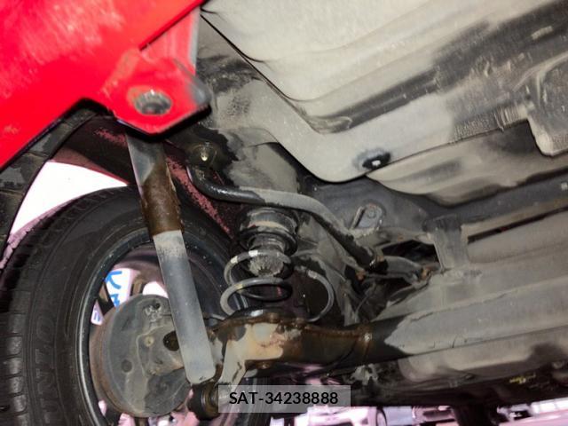 Toyota PASSO 2016-01 8813476-7