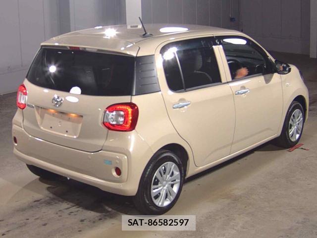 Toyota PASSO 2023-01 8816123-1