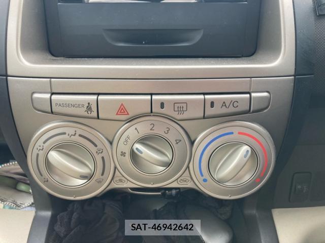 Toyota PASSO 2010-01 8817466-19