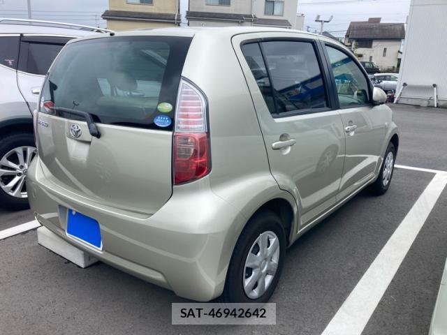 Toyota PASSO 2010-01 8817466-2