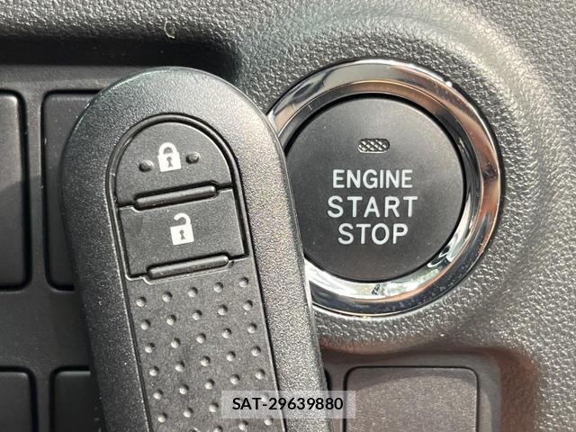 Toyota PASSO 2019-04 8817568-4