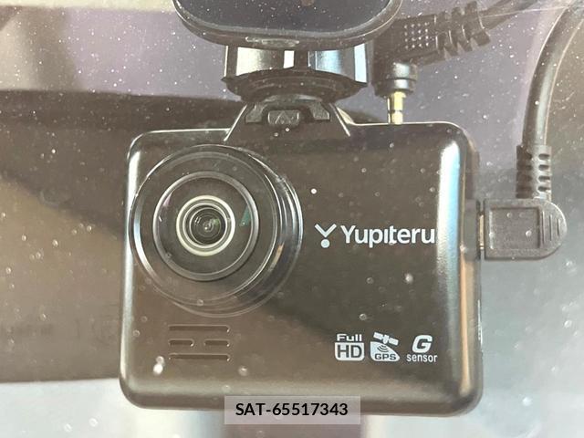 Toyota PIXIS EPOCH 2013-08 8814153-2