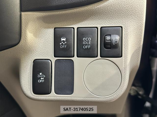 Toyota PIXIS EPOCH 2015-11 8817096-2