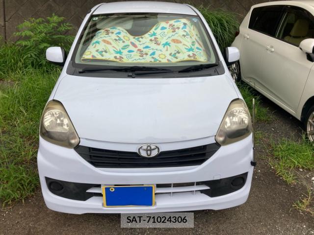 Toyota PIXIS EPOCH 2014-06 8817468-1