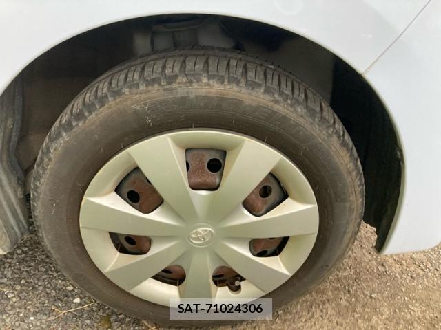 Toyota PIXIS EPOCH 2014-06 8817468-4