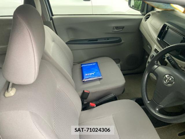 Toyota PIXIS EPOCH 2014-06 8817468-8