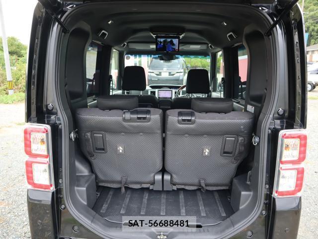 Toyota Pixis Mega 2016-10 8812981-12