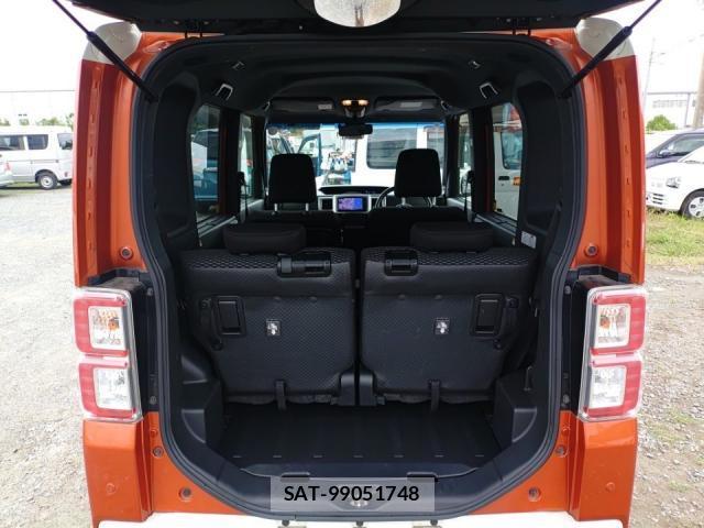 Toyota Pixis Mega 2017-09 8813834-5