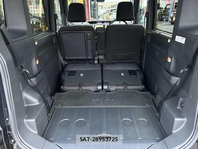 Toyota Pixis Mega 2020-03 8814494-12