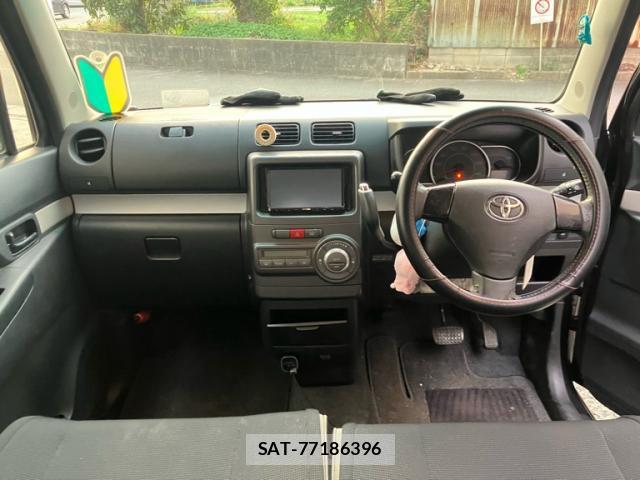 Toyota PIXIS SPACE 2015-07 8813628-11