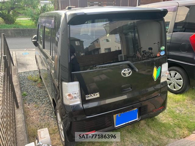 Toyota PIXIS SPACE 2015-07 8813628-3
