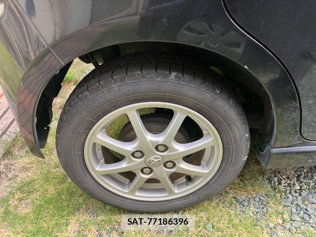 Toyota PIXIS SPACE 2015-07 8813628-6