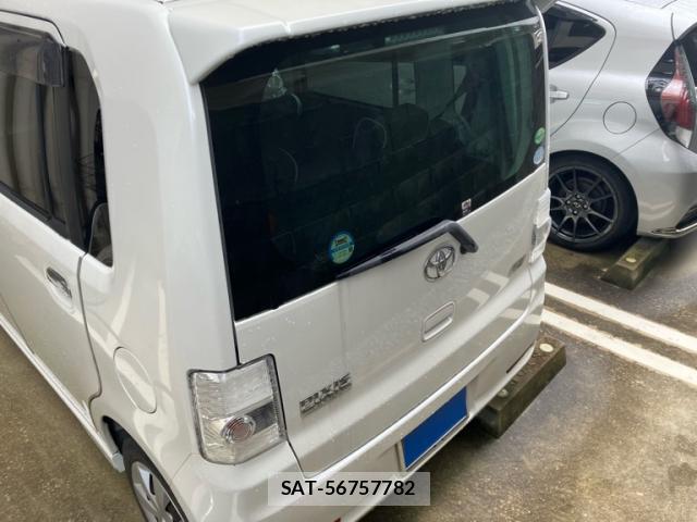 Toyota PIXIS SPACE 2012-11 8815258-13