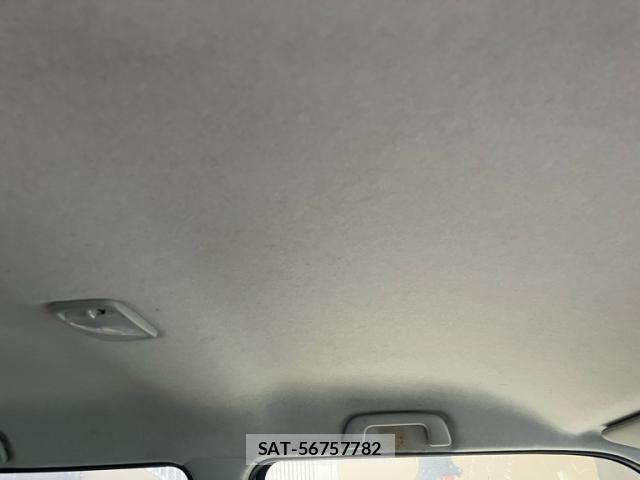 Toyota PIXIS SPACE 2012-11 8815258-14
