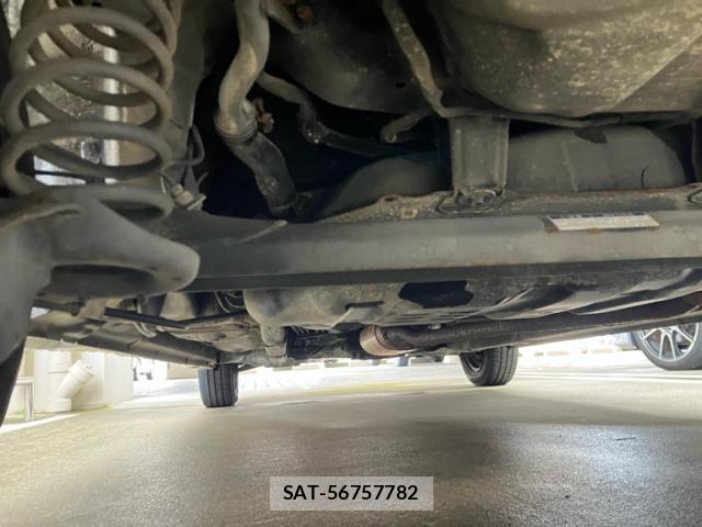 Toyota PIXIS SPACE 2012-11 8815258-4
