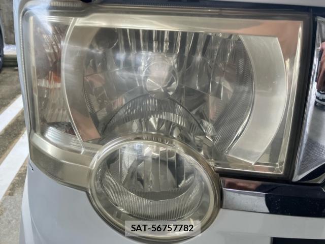 Toyota PIXIS SPACE 2012-11 8815258-5