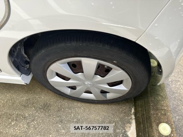 Toyota PIXIS SPACE 2012-11 8815258-6