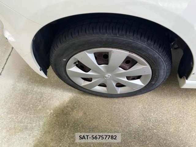 Toyota PIXIS SPACE 2012-11 8815258-7